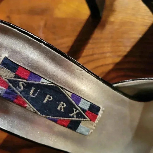 Suprex Woman's Black  Dressy Patent Sandal with 4" Heel - Picture 3 of 9